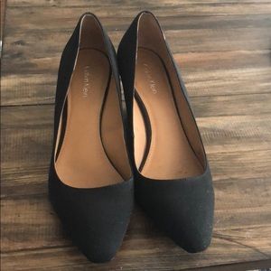 Calvin Klein pointed toe wedges- size 8